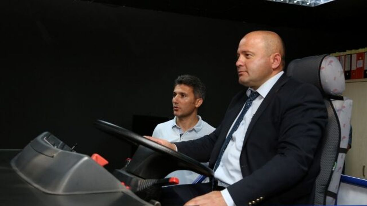 Büyükşehir Otobüs şoförlerine sanal ortamda, gerçekçi eğitim