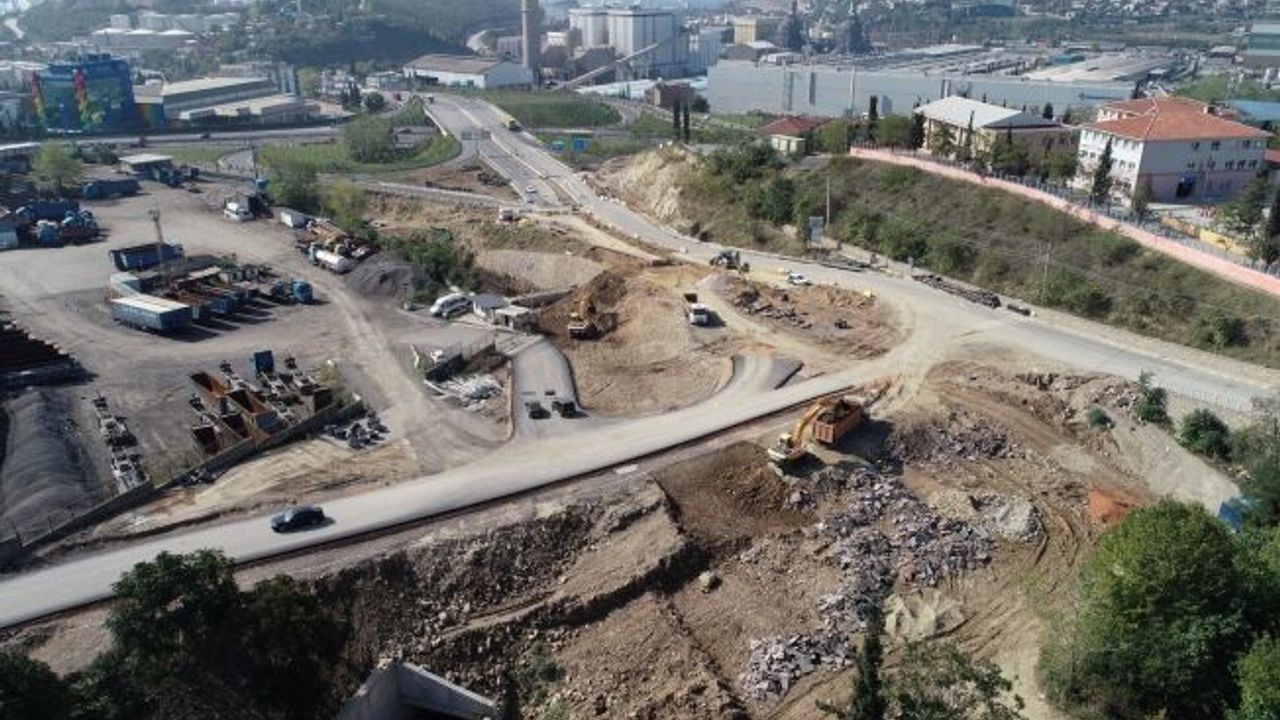 Eynerce Kavşağı’ndaki 270 metrelik menfez tamamlanıyor