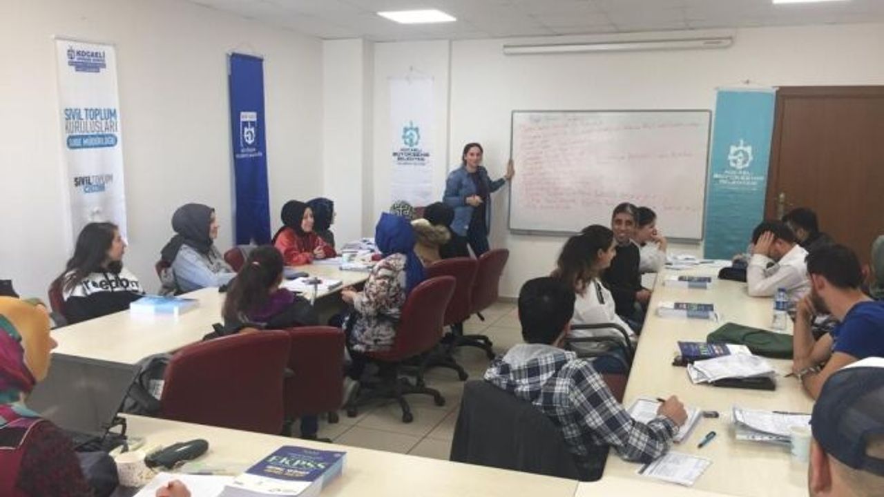 Büyükşehir’den engellilere E-KPSS hazırlık kursu