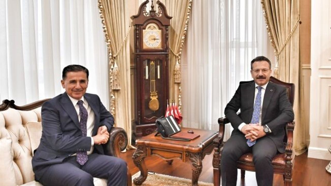 Önceki Valimiz Topaca, Vali Aksoy'u ziyaret etti