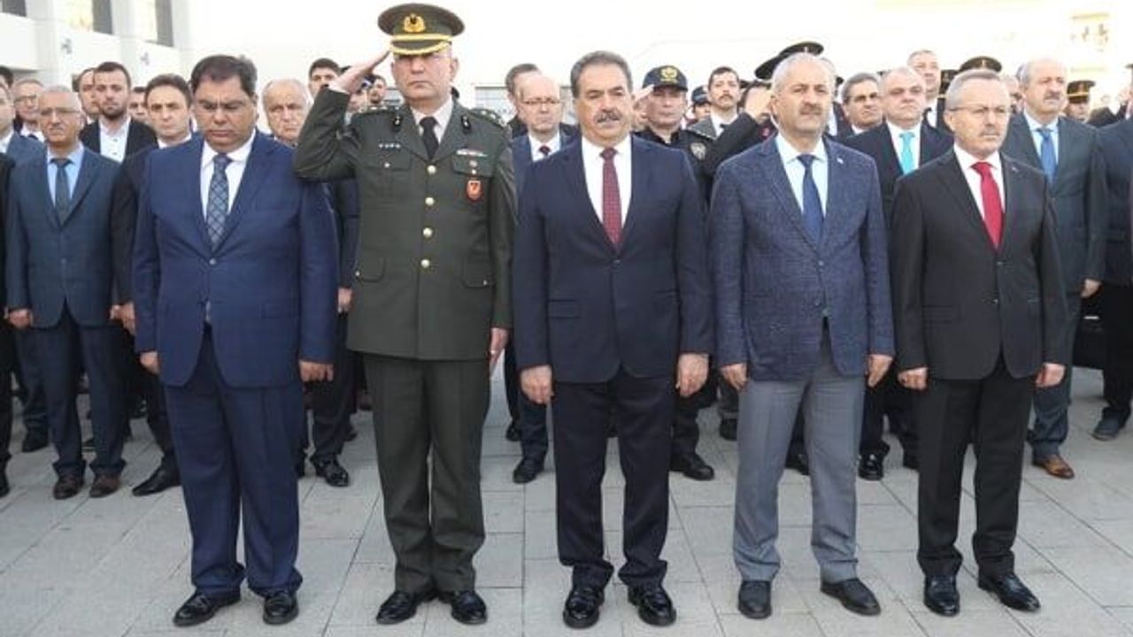 Ulu Önder Atatürk Gebze'de törenlerle anıldı