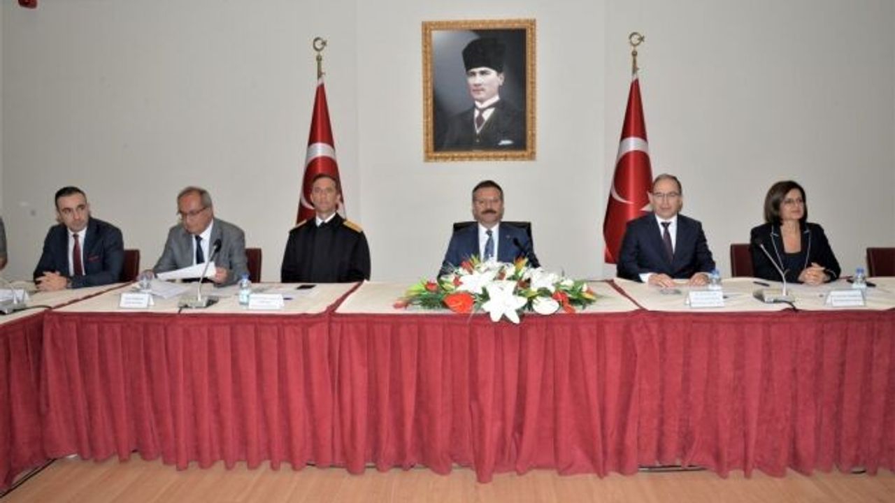 Vali Aksoy:" Bağımlılıkla mücadele aynı titizlikle devam edecek!"