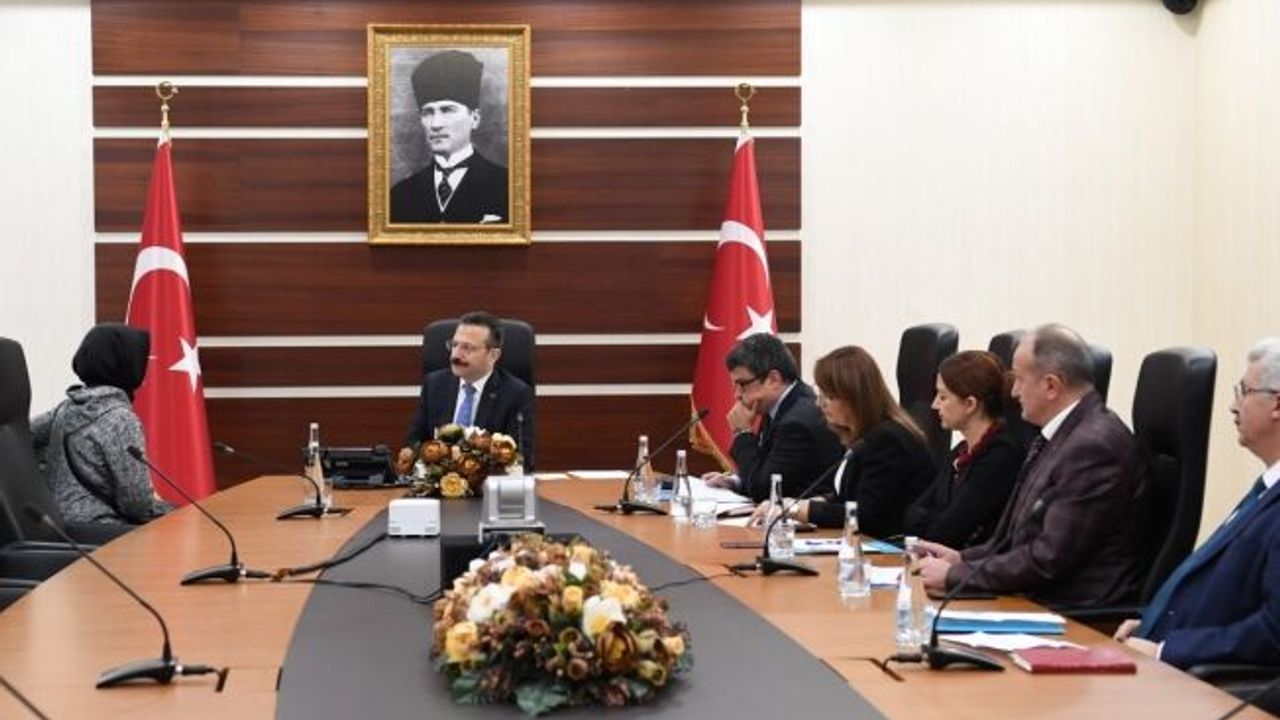 Vali Aksoy bugüne kadar 714 vatandaşı dinledi