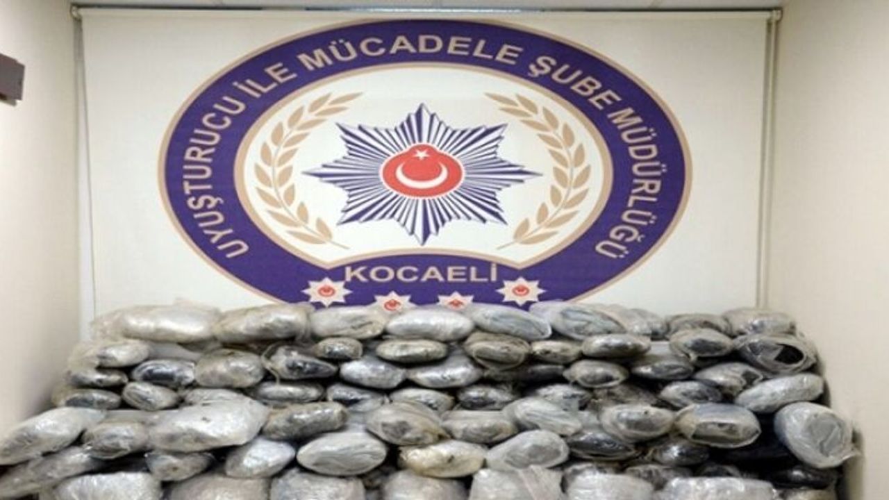 Kocaeli'de uyuşturucu operasyonu: 60 kişi yakalandı, 17 kişi tutuklandı