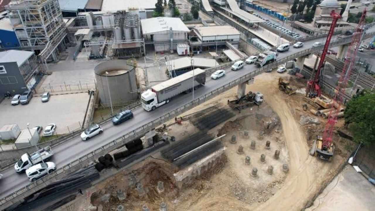 Darıca Osmangazi Köprüsü için 97 adet fore kazık çakılıyor