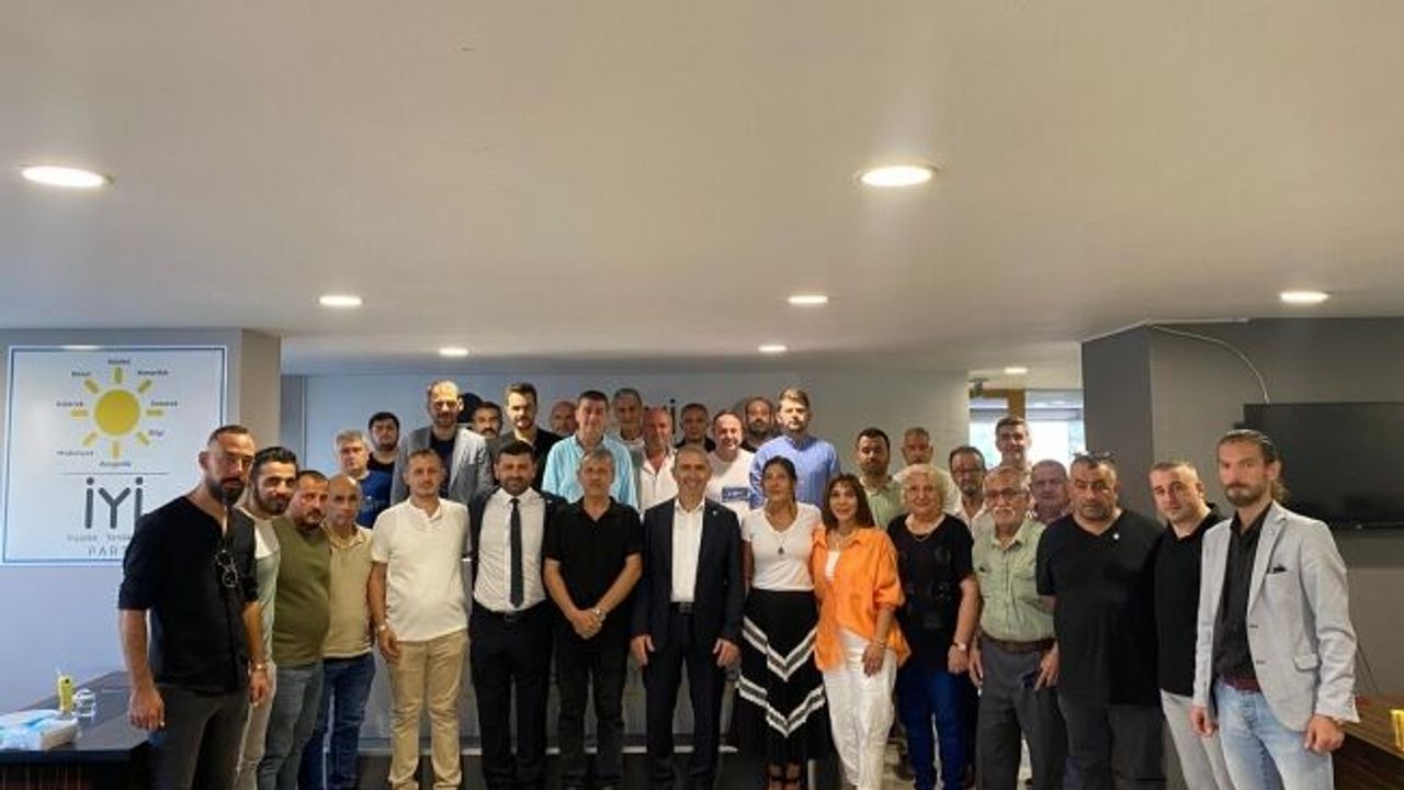 Kocaeli'de İYİ Partiye 50 kişilik katılım