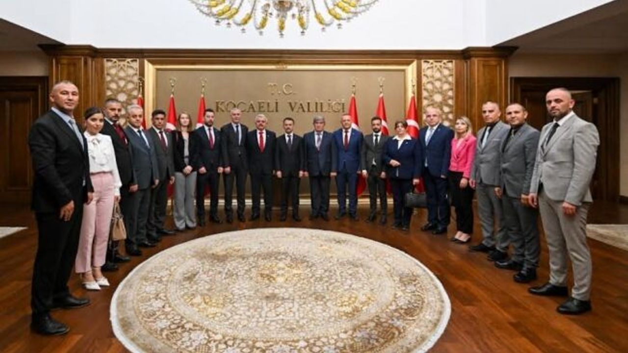 MHP Yeni İl Yönetiminden Vali İlhami Aktaş'a ziyaret