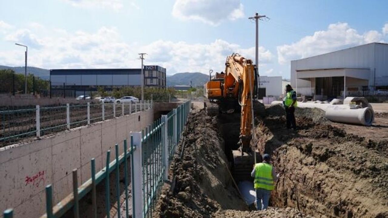 İSU, Başiskele'de altyapı hizmetlerine devam ediyor