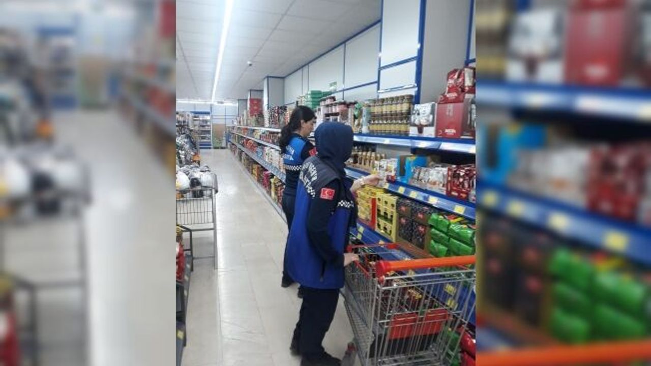 Büyükşehir zabıtasından market denetimi