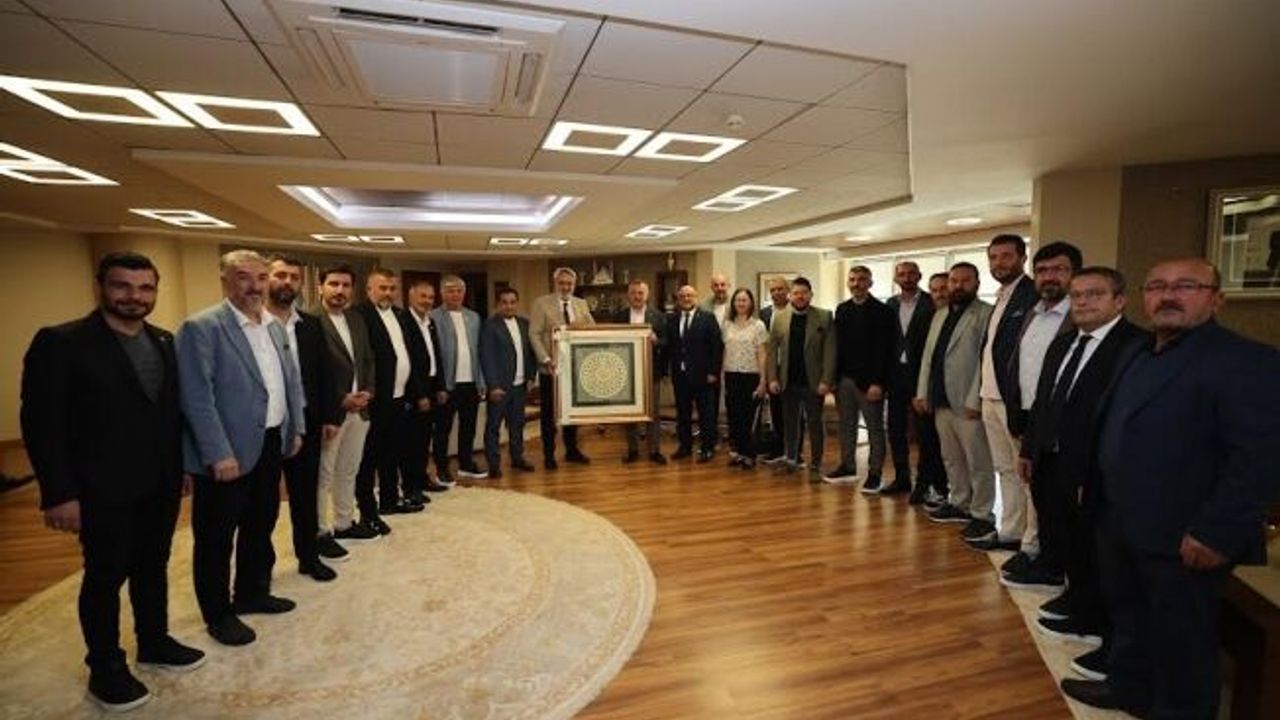 Büyükakın, Murat Aydın ve yönetimini kabul etti