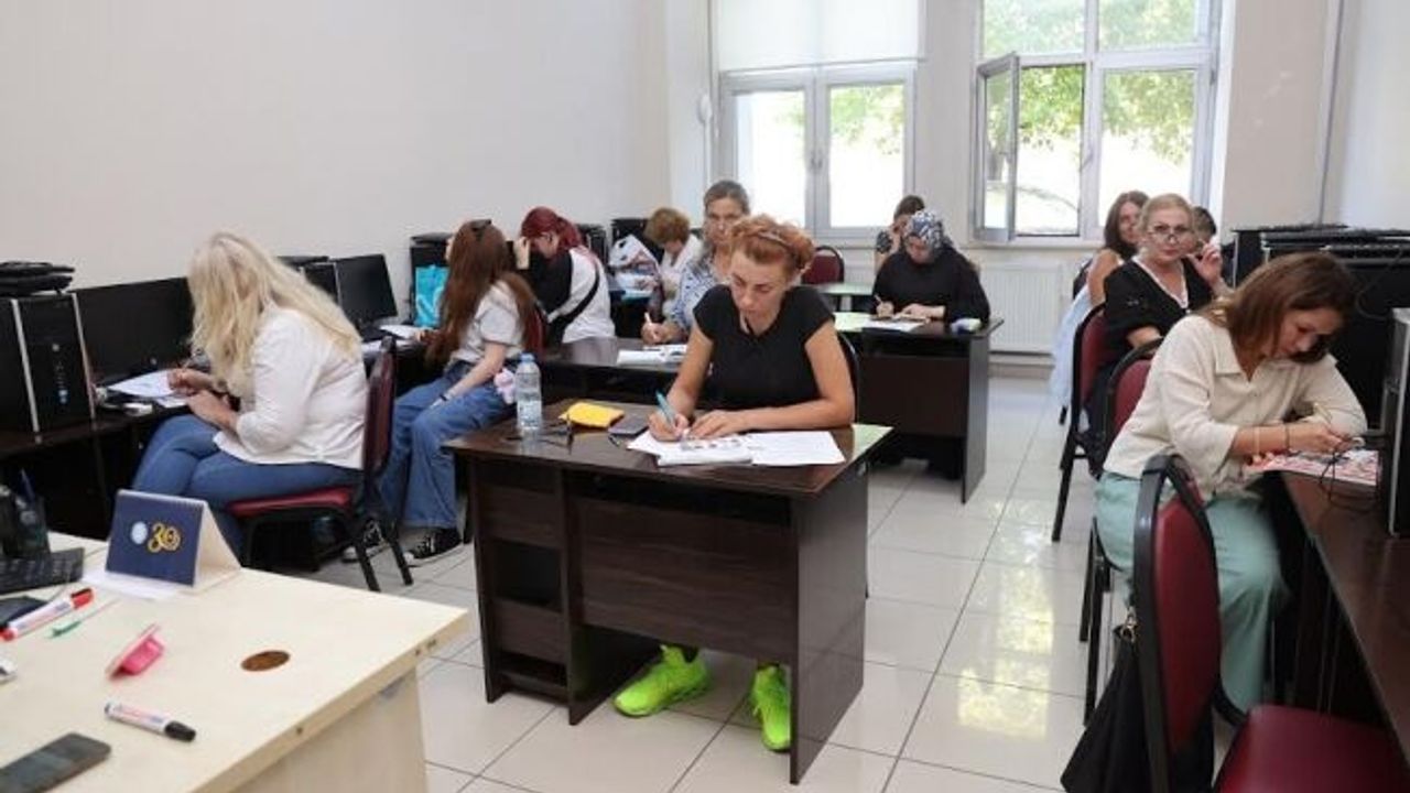 Yabancı dil KO-MEK’le öğreniliyor