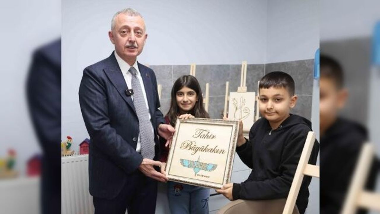 Başkan Büyükakın: “Eseri olmayanın yerinde yeller eser”