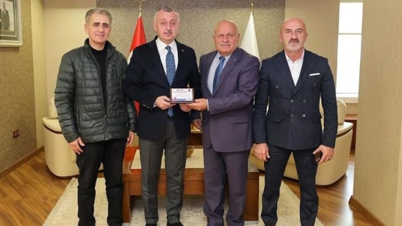 Başkan Büyükakın: Her zaman STK’larımızın yanındayız