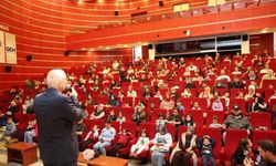 Başkan Büyükgöz’den miniklere sürpriz