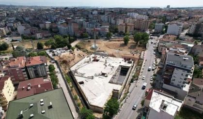 Kent meydanında otoparkın kaba inşaatı tamam