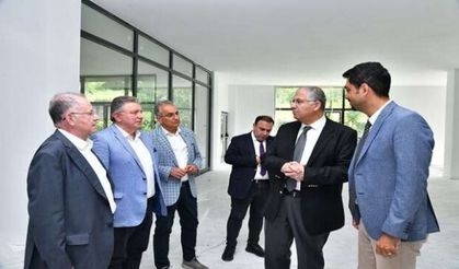 Rektör Cantürk, Teknopark'ta incelemelerde bulundu