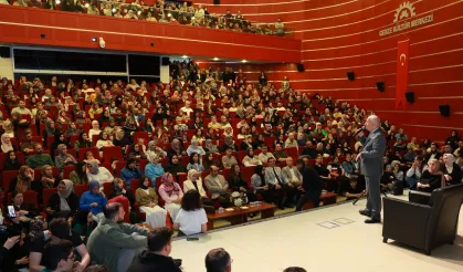 Gebze'de 'Ailenin İçinde Saklı Cennet' söyleşisine yoğun ilgi