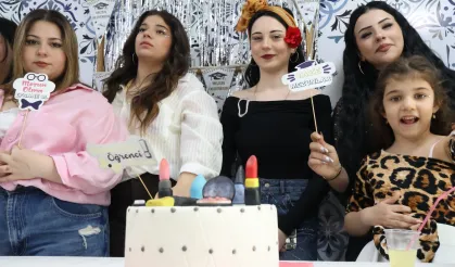 Kocaeli'de 'Beyaz Kalpler'in mezunları mesleğe uğurlandı