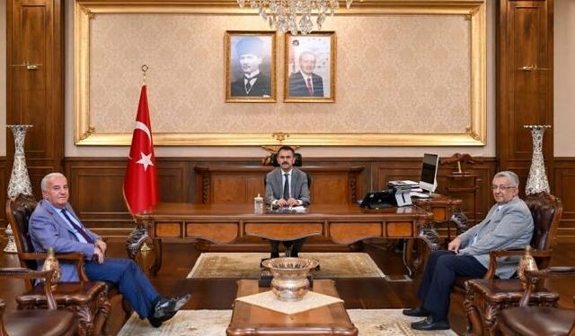 Dilovası OSB Başkanı Mustafa Türker ve Müteşebbis Heyet Başkanı İbrahim Pekcan, Vali Aktaş’ı Ziyaret Etti