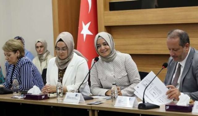 Eski Bakan Sayan’dan KOTO kadın girişimcileri ile özel görüşme