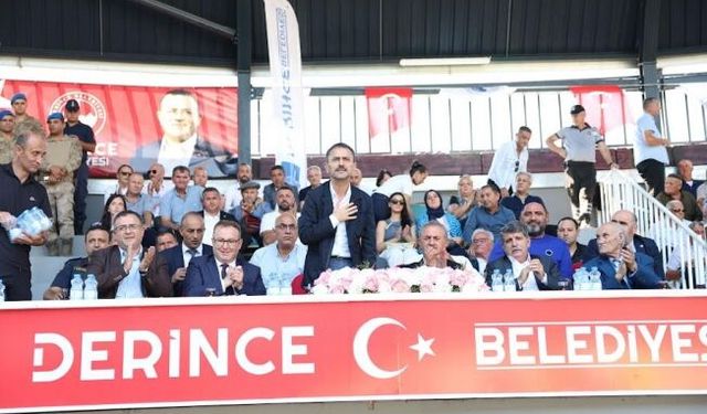 Vali Aktaş, İshakçılar yağlı pehlivan güreşlerini izledi