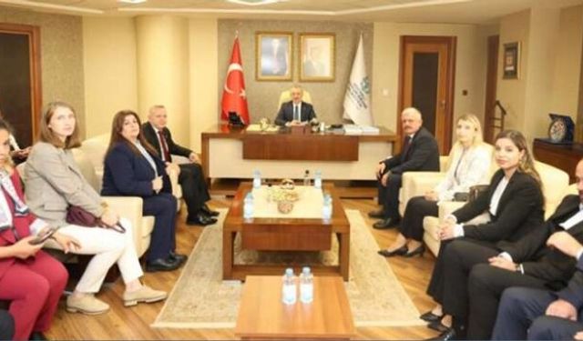 MHP İl Başkanı Batı ve yönetimi, Başkan Büyükakın’ı ziyaret etti