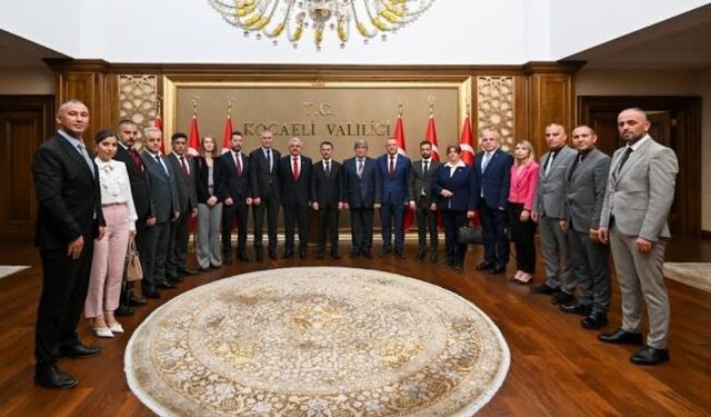 MHP Yeni İl Yönetiminden Vali İlhami Aktaş'a ziyaret