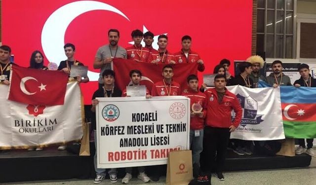 RoboChallange 2024’ te Altın madalya gururu Kocaeli’nden