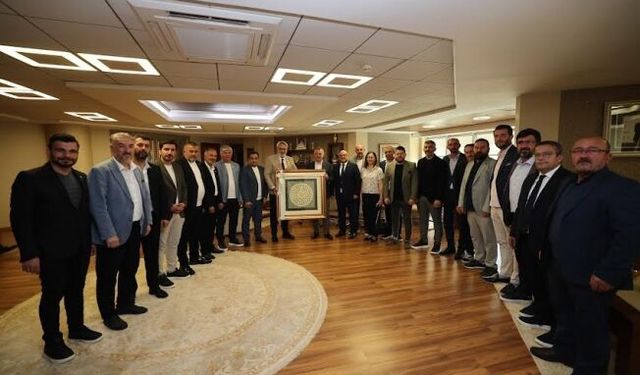 Büyükakın, Murat Aydın ve yönetimini kabul etti