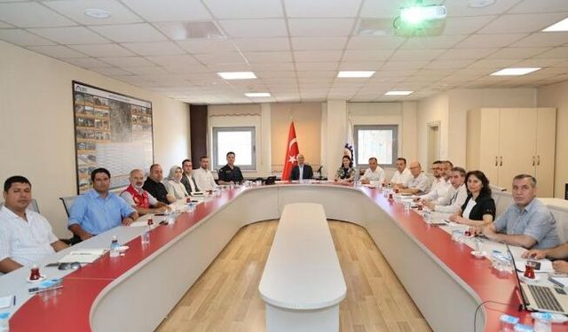 Kaymakam Özyiğit Kurum müdürlerini topladı