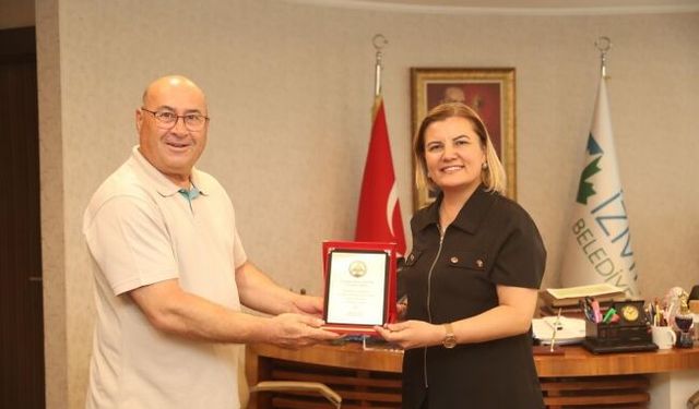 Fatma Başkan’a Fahri Karslılık beratı