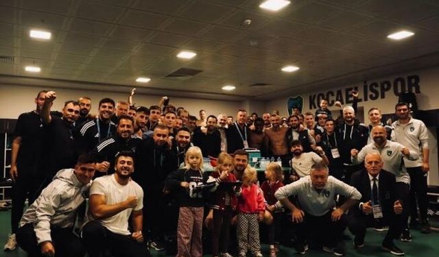 Başkan Büyükakın, Kocaelispor’u tebrik etti