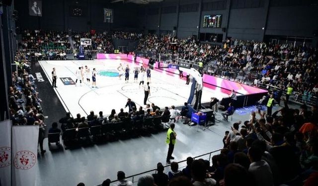 Çayırova Belediyesi’nden potada beşte beş