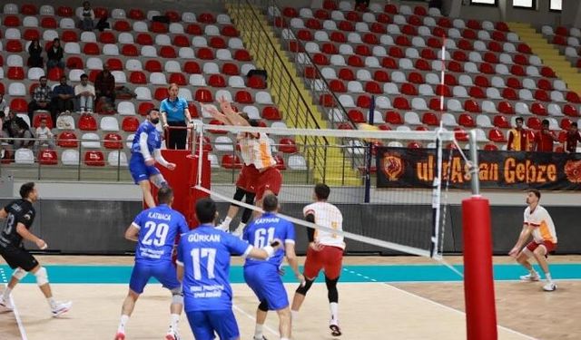 Gebze Belediyesi Voleybol takımı’ndan Galatasaray’a karşı büyük zafer