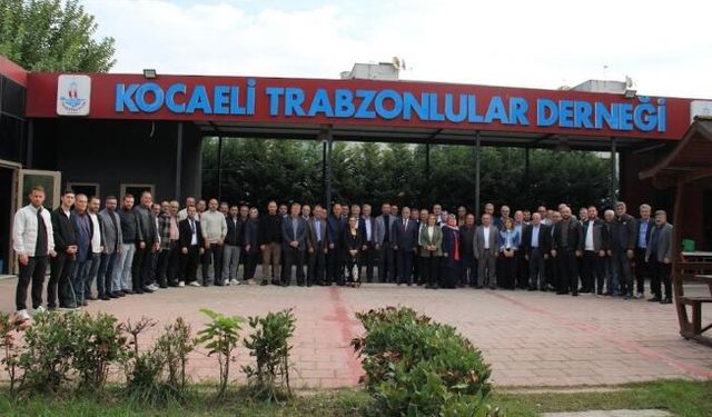 Kocaeli Trabzonlular Derneği bir ilke daha imza attı: 50 muhtar Muhtarlar Günü’nde bir araya geldi