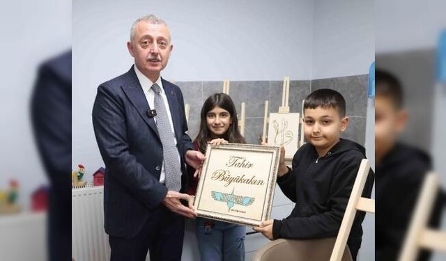 Başkan Büyükakın: “Eseri olmayanın yerinde yeller eser”