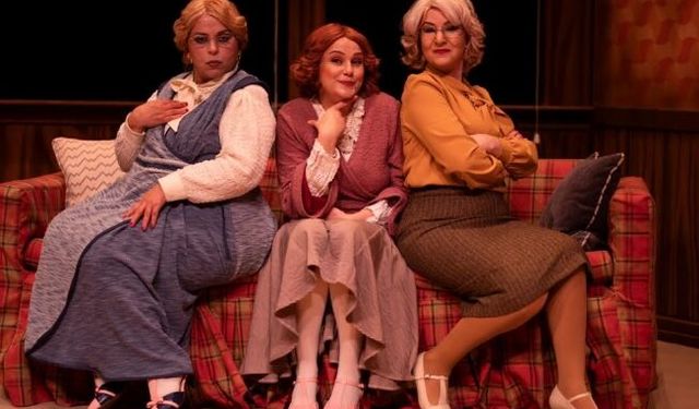 “Üç Jokerli Konken” Gebze’de seyirciyle buluştu