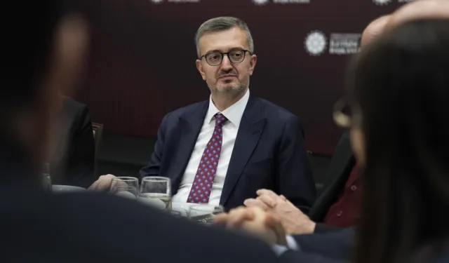 Burhanettin Duran: Basın mensuplarının haklarını iyileştirmeye devam edeceğiz