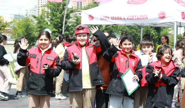 Keçiören'de çocuklara hayat kurtaran afet eğitimi