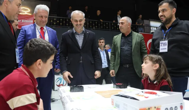 Çayırovalı öğrenciler akıl ve zeka oyunlarında ter döküyor