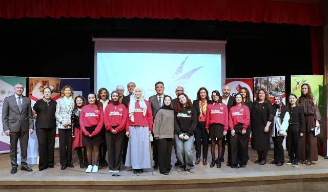 GTÜ ev sahipliğinde gençleri sanayiyle buluşturan model tanıtıldı