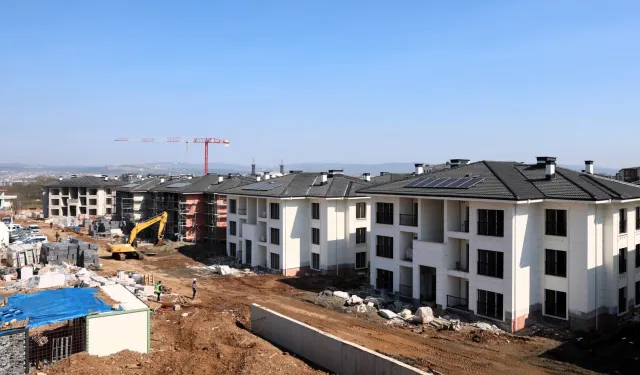 Kocaeli'de Kartepe Kent Konut Evleri'nde kaba inşaat tamamlandı