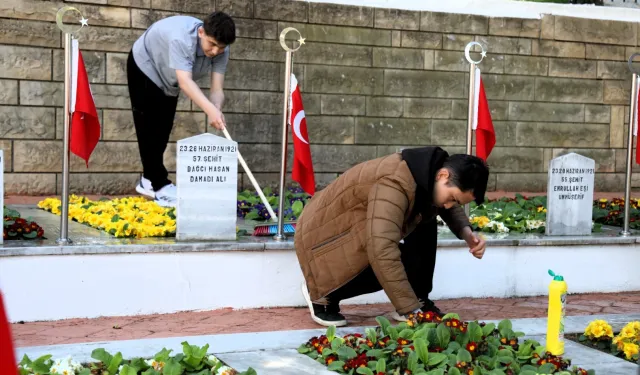 Kut'ül Amare şehitleri İzmit'te dualarla anıldı