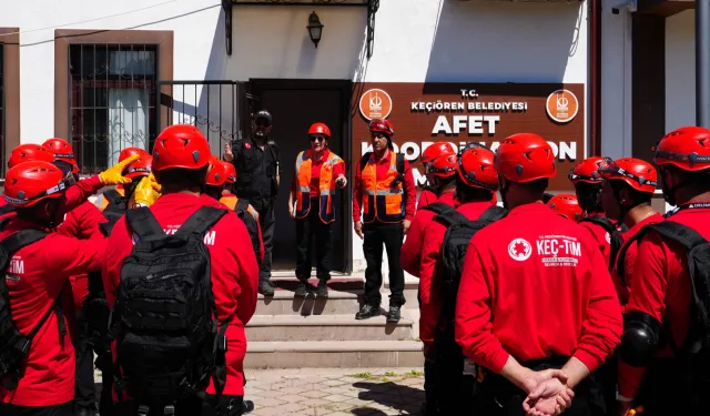 Keçiören'in Arama Kurtarma Ekibi eğitimlerini tamamladı