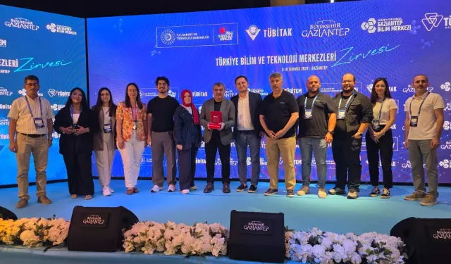 Kocaeli Büyükşehir'in bilim vizyonuna ödül