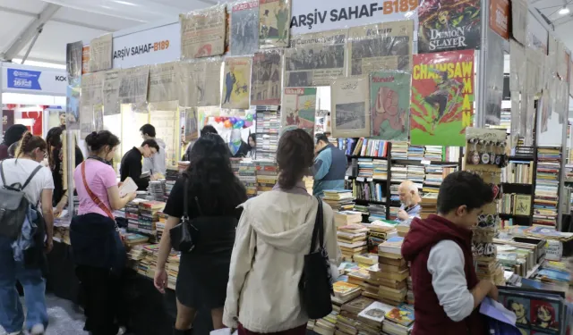Kocaeli Kitap Fuarı'nda sahaflara büyük ilgi