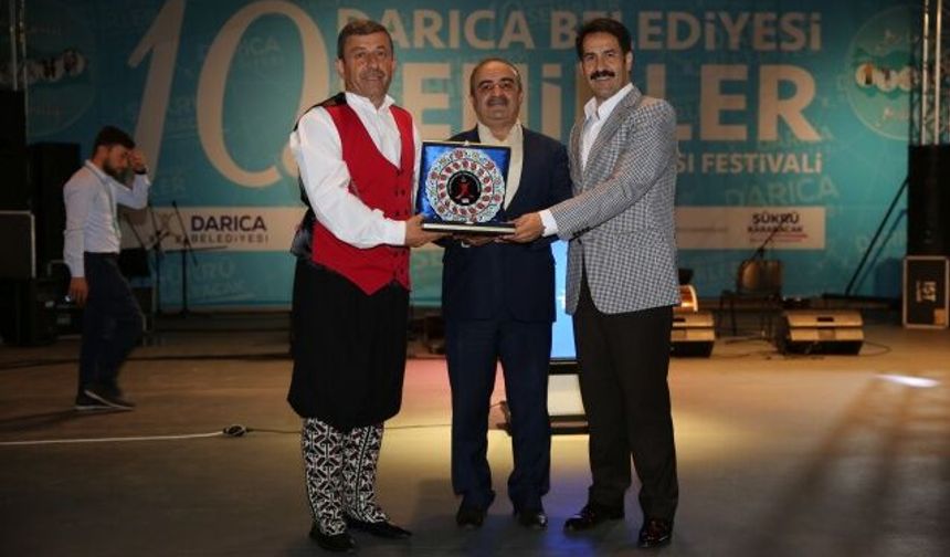 Darıca'da Ağrı rüzgarı esti