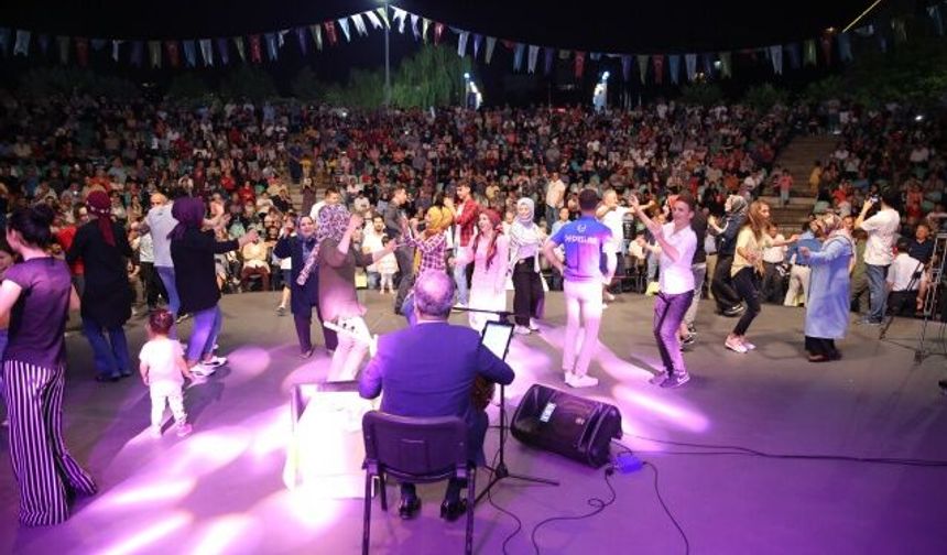 Darıca'da,Ordulular Sahne aldı