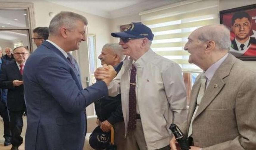 Başkan Sezer'den Astsubaylara ziyaret