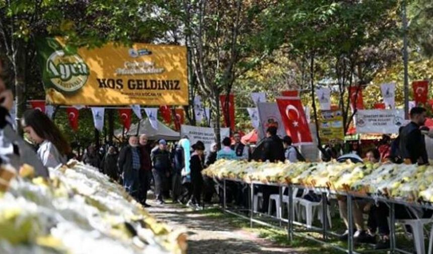 Kartepe'de coşkulu Ayva festivali